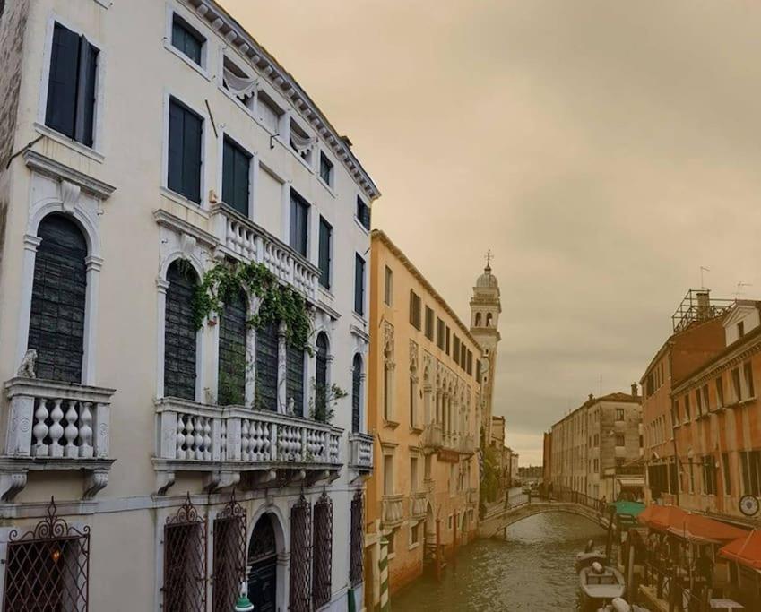 Open Space A Venezia Fra Architettura E Pittura, Fra Moderno E Antico Exteriör bild